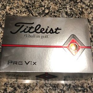 New box of Titleist PRO V 1x golf balls.